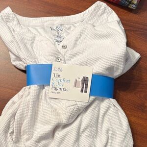NWT Craft & Barrow White Pajama Set Shirt only 3x